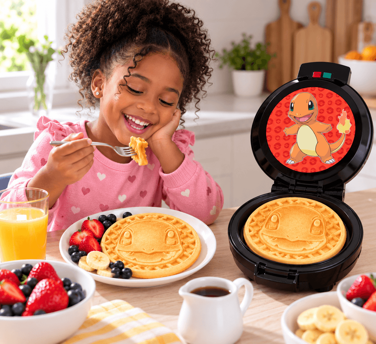 Pokemon Waffle Maker – Charmander 7-Inch Non-Stick Waffle Iron UNCANNY BRANDS